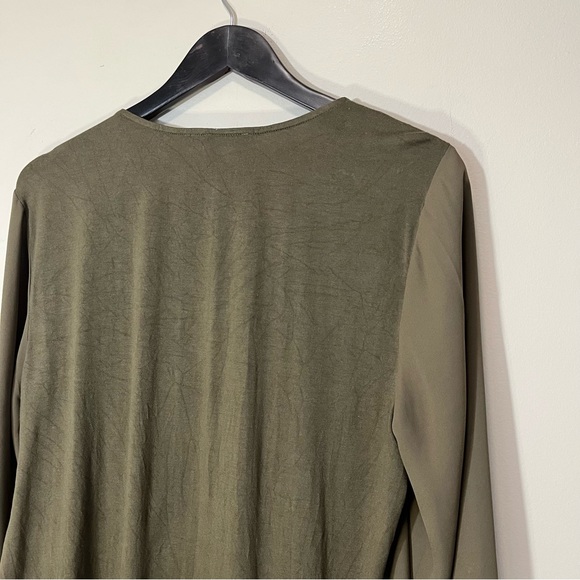 Black Rainn Long Sleeve Split Neck Blouse - Picture 7 of 11